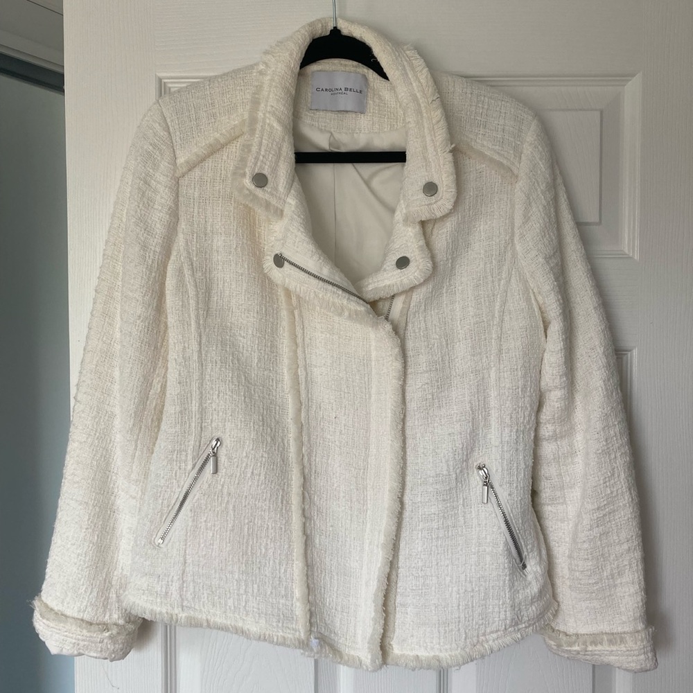 Carolina Belle White Textured Blazer for Versatile Style